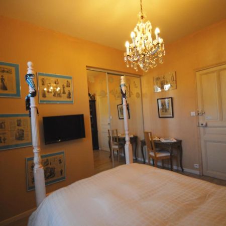 Chambres Et Table D'Hotes Le Jardin De Tesse 土伦 外观 照片