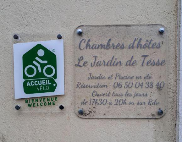 Chambres Et Table D'Hotes Le Jardin De Tesse 土伦 外观 照片